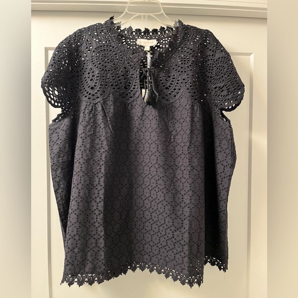 Jennifer & Grace Eyelet Flutter Top-size 3X-NWT